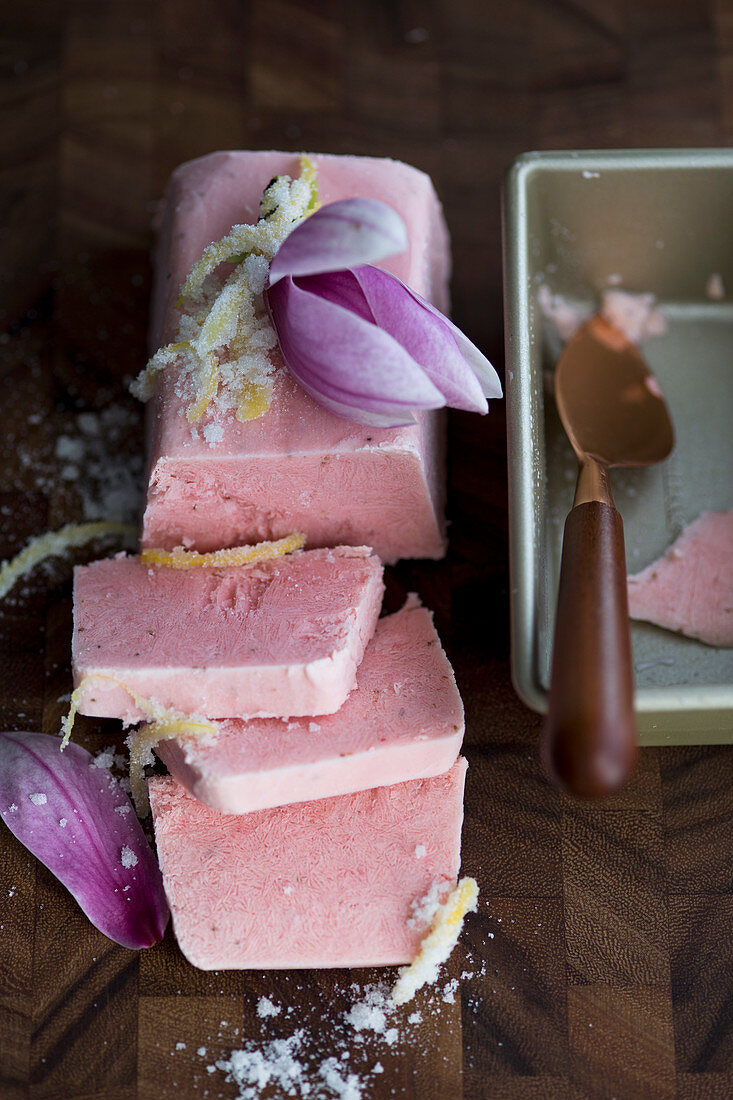 Raspberry magnolia parfait with lemon