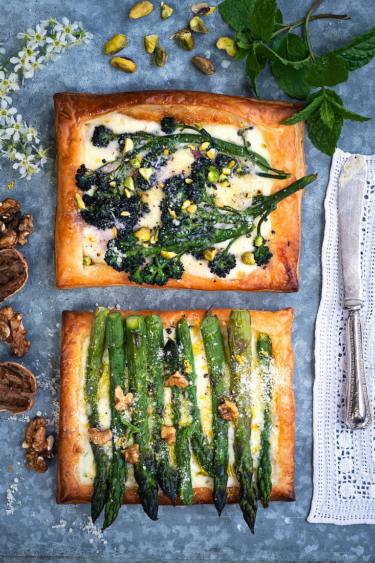 Puff pastry with asparagus, broccolini and three cheeses (top view)
