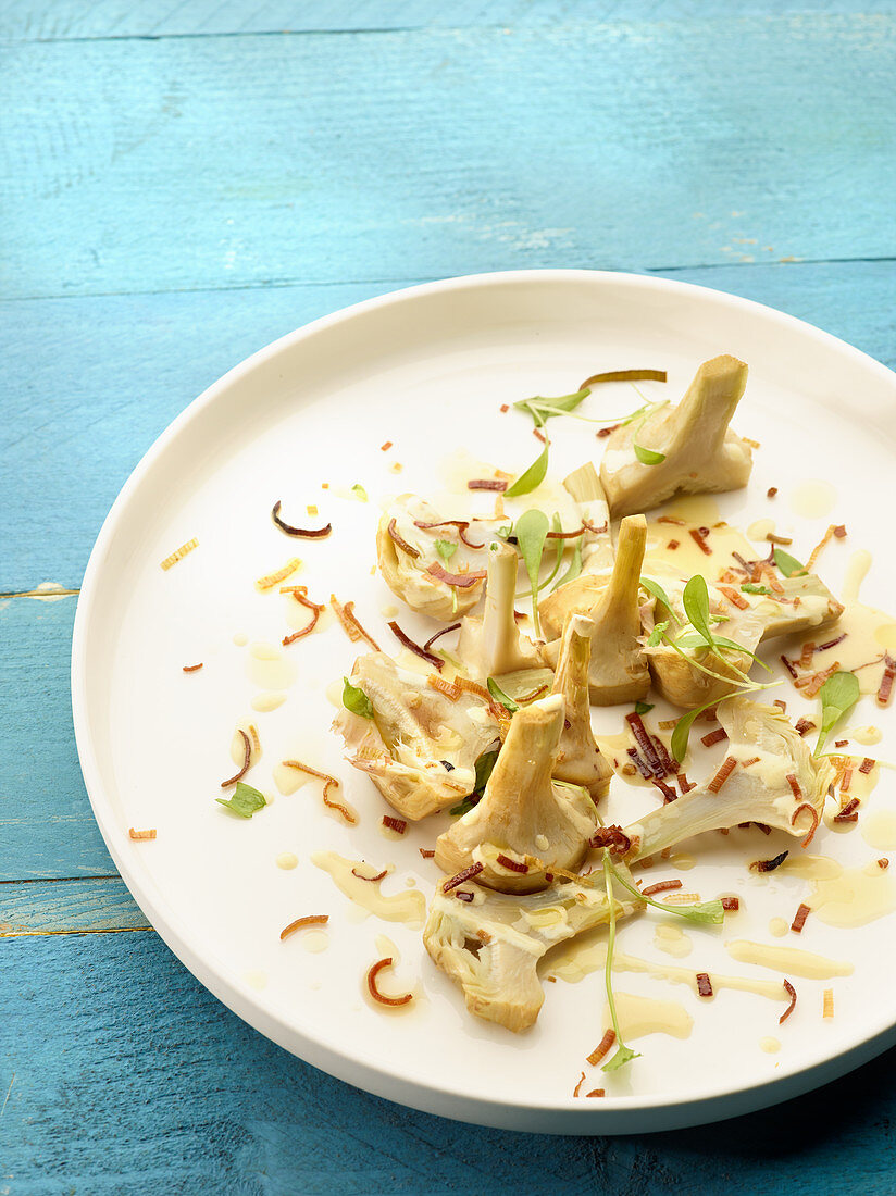 Artichokes with mustard dressing