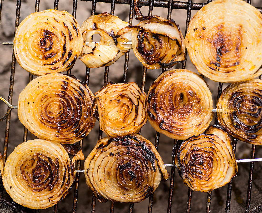 Grilled onion slices