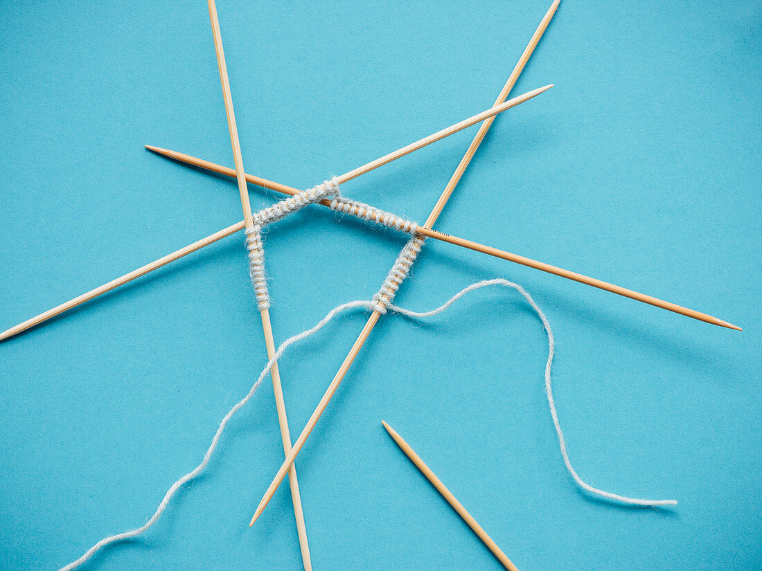 First stitches on double pointed needles