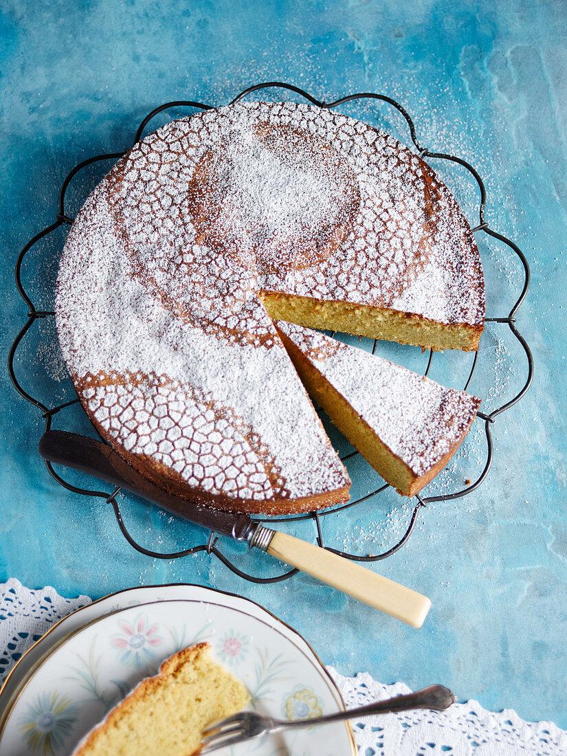 Mallorquinischer Orangen-Mandelkuchen