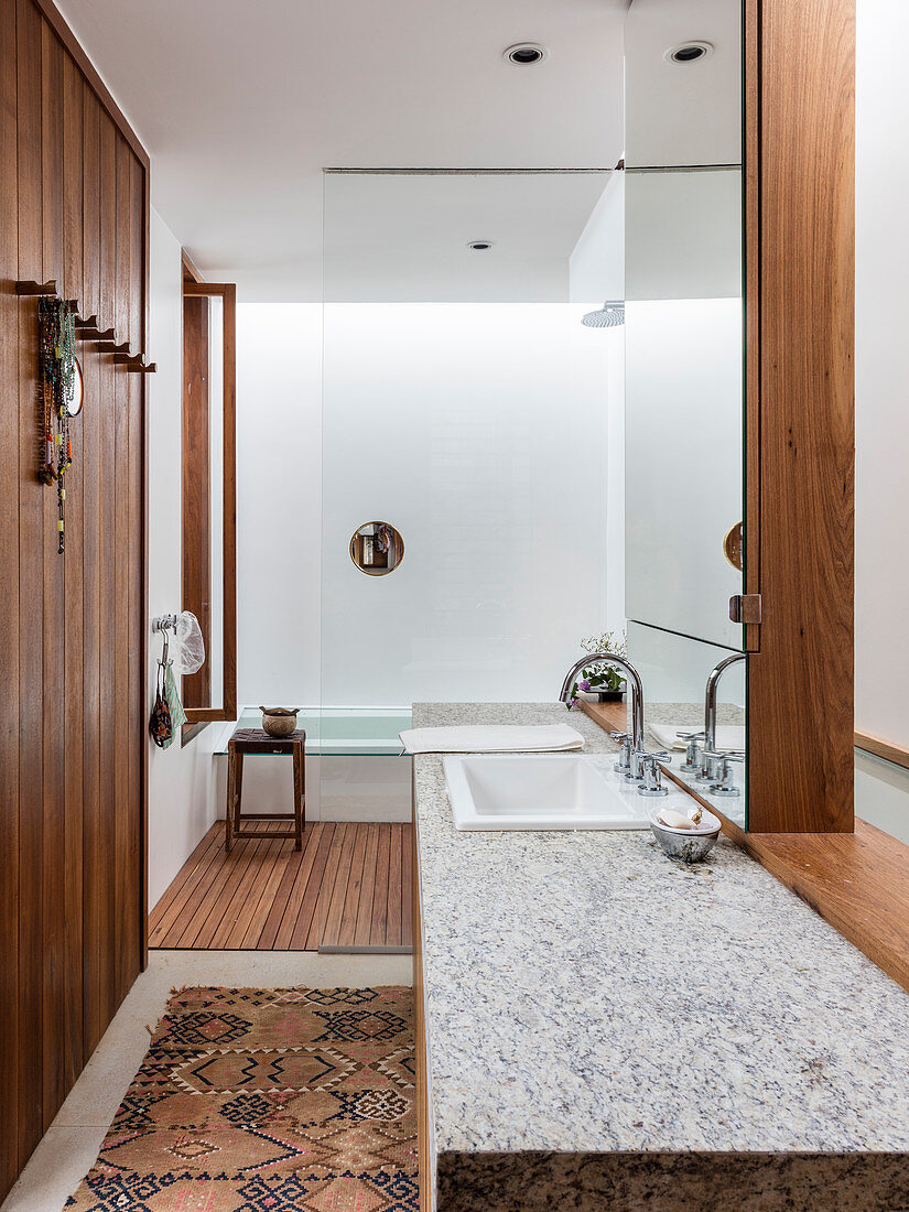 Modern bathroom in natural shades