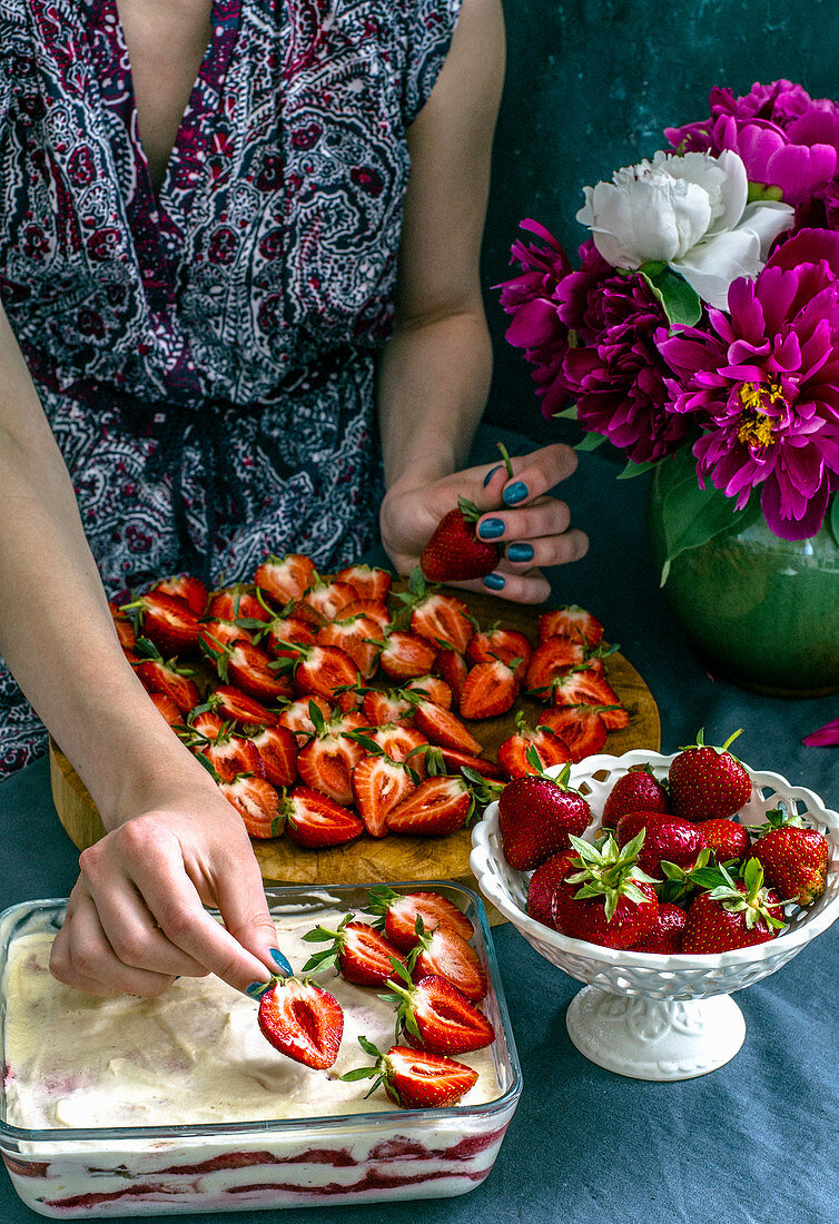 Strawberry tiramisu