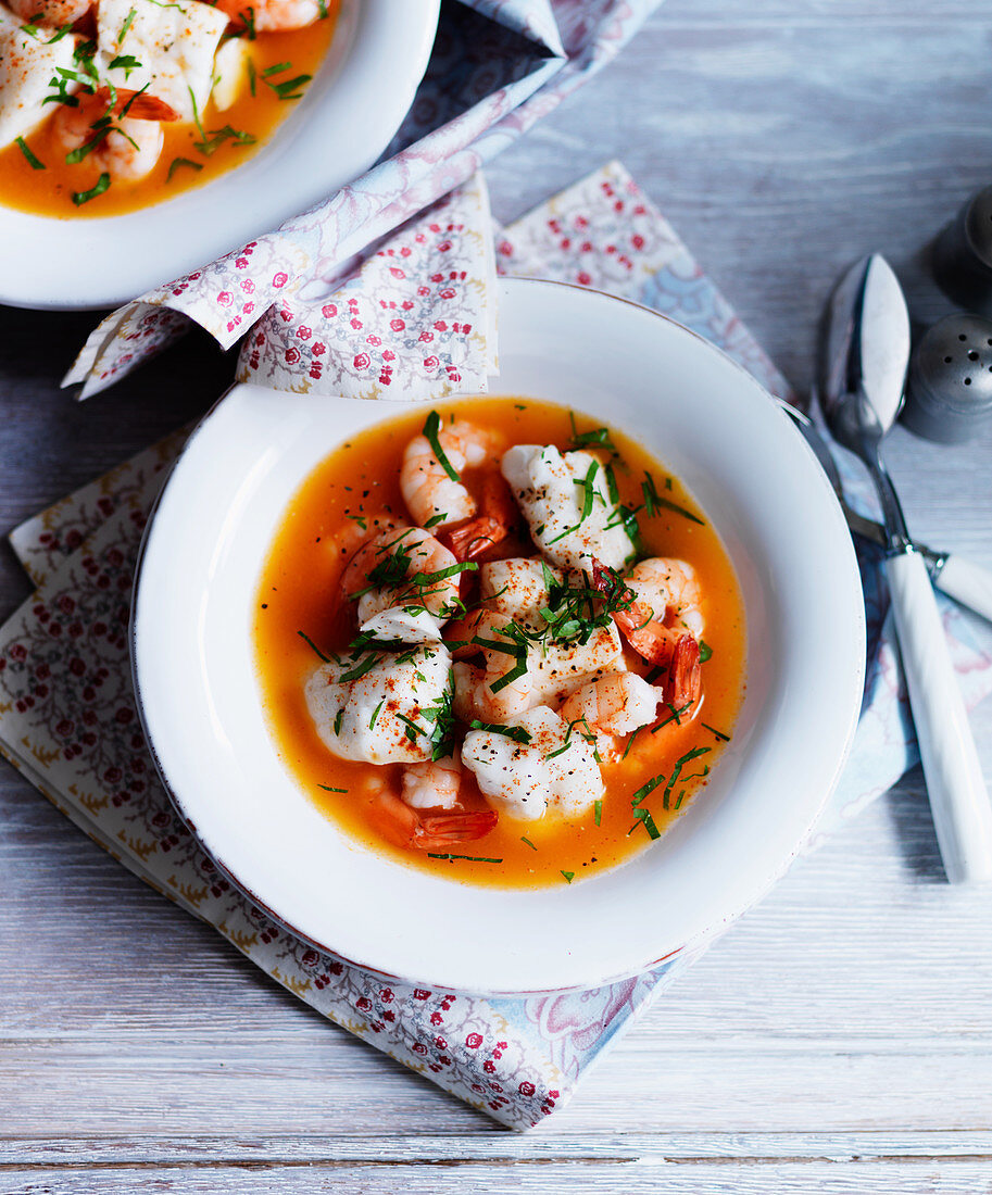 Bouillabaisse with shrimps