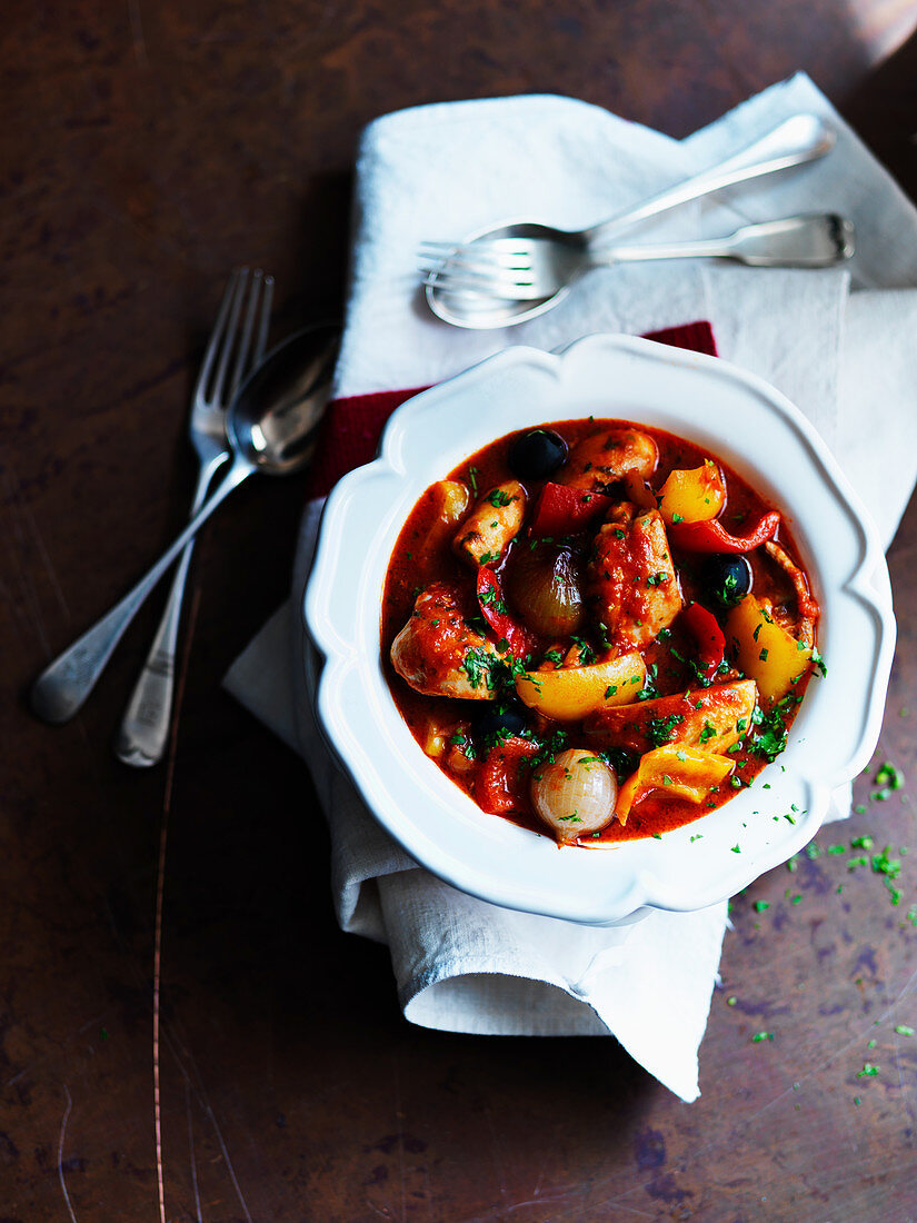 Baskisches Hähnchen mit Paprika und Zwiebeln