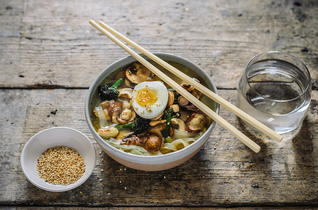 Noodle soup with mushrooms and egg (Asia)