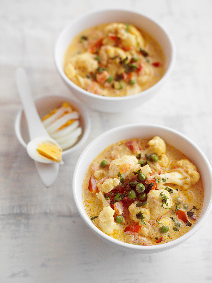 Cauliflower, pumpkin and split pea curry