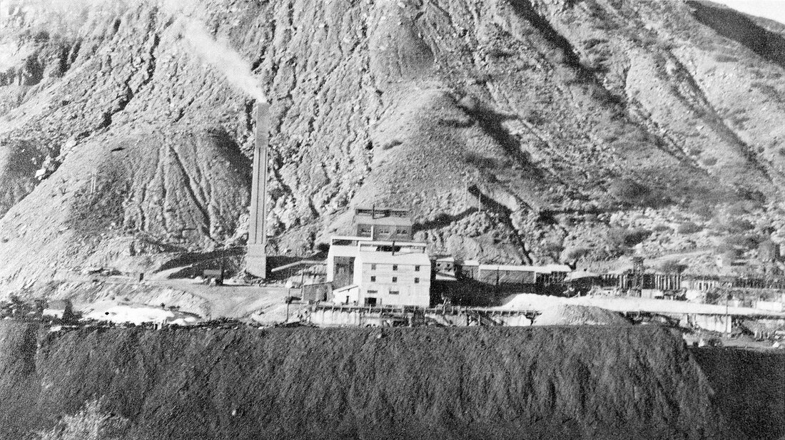 Vanadium mining, 1940s