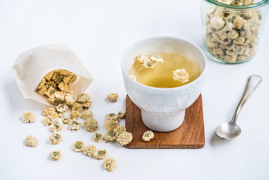 Herbal tea of dry blossoms of camomile