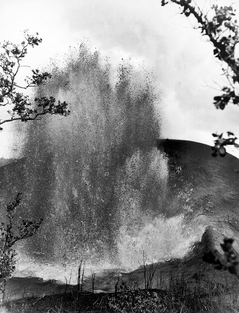 Lava fountain during Kilauea eruption, 1959