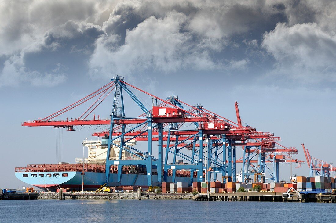 Container port with ship