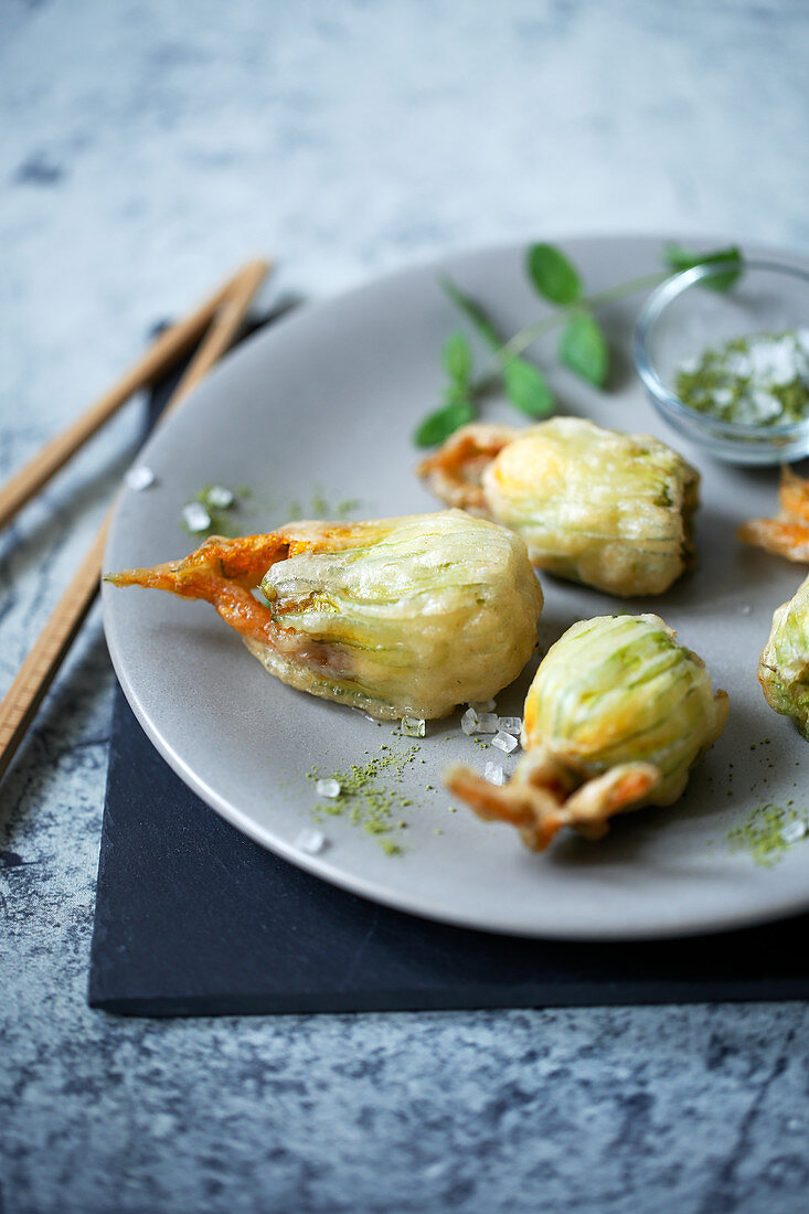 Courgette fowers with matcha batter (Japan)