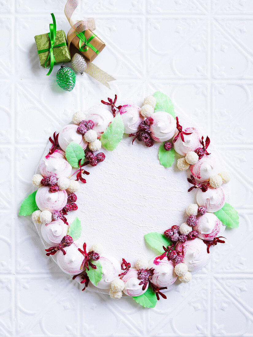 Raspberry meringue Christmas wreath
