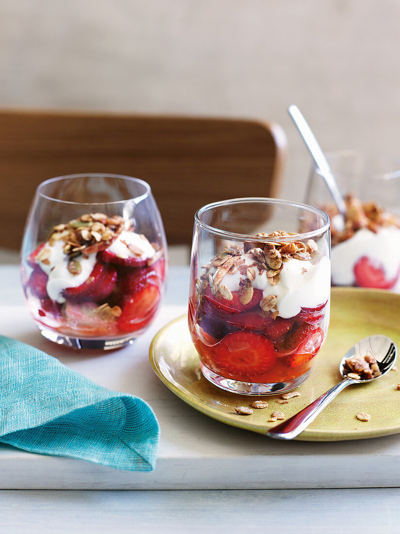 Breakfast trifle with strawberries