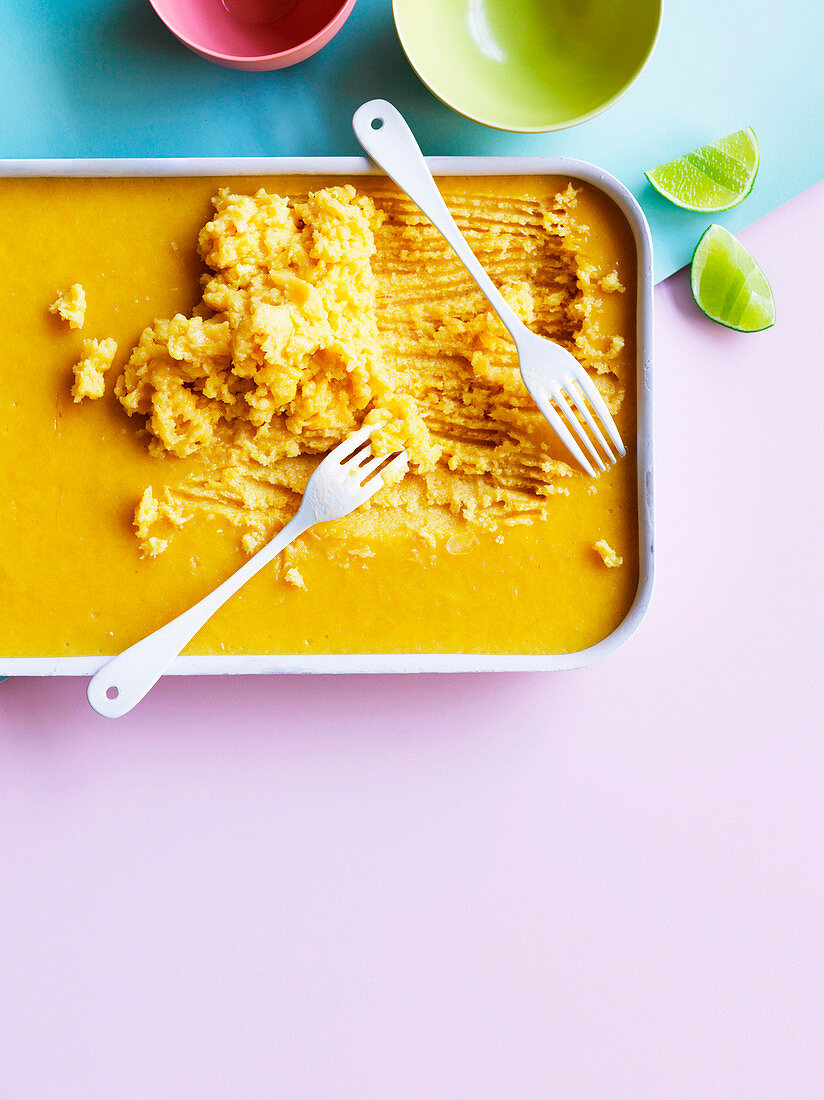 Mango-Limetten-Granita