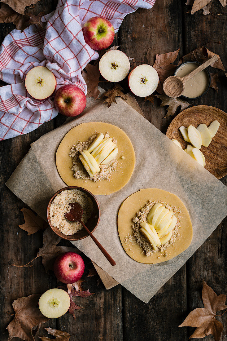 Spelt apple galettes (unbaked)