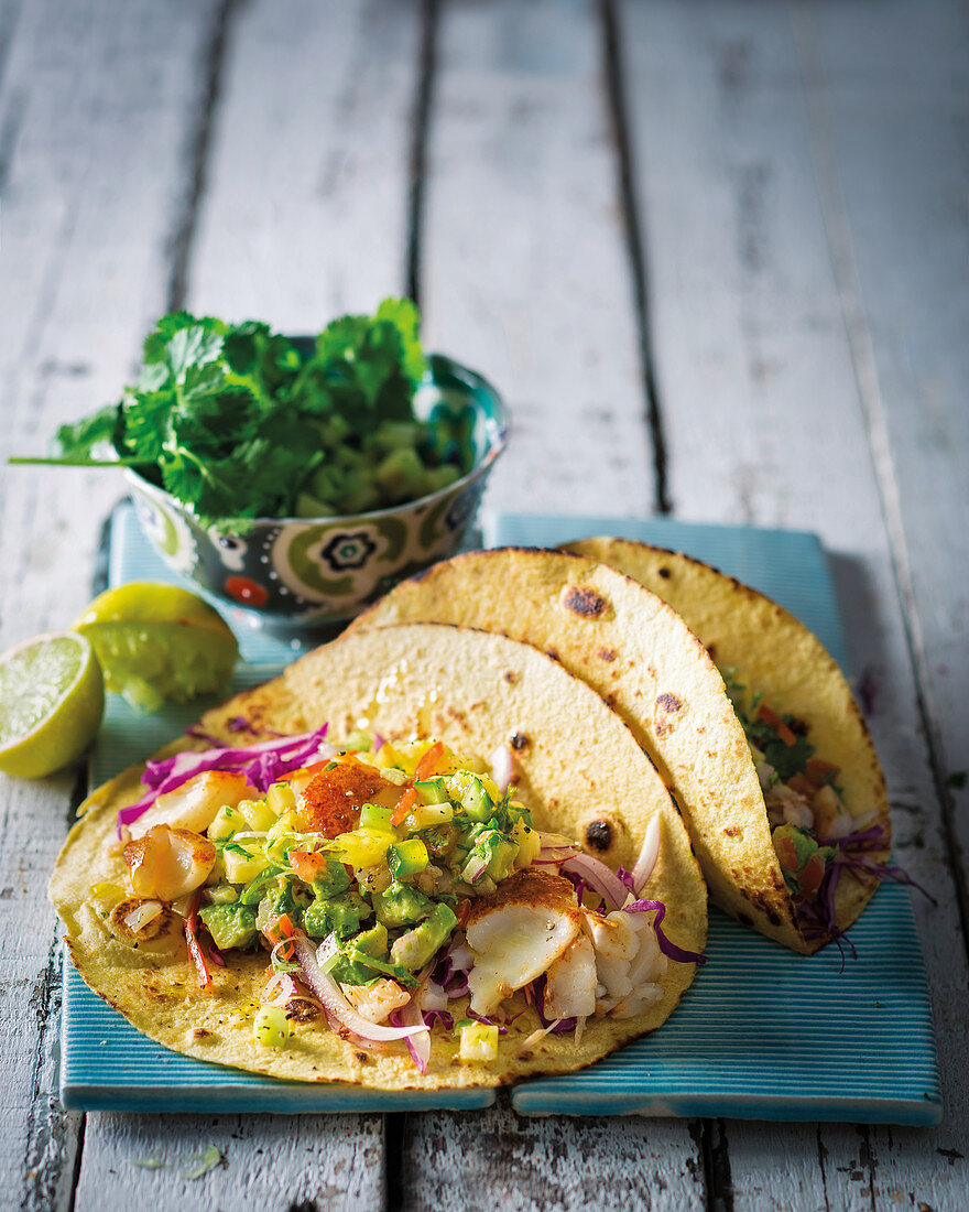 Fish tacos with pineapple salsa