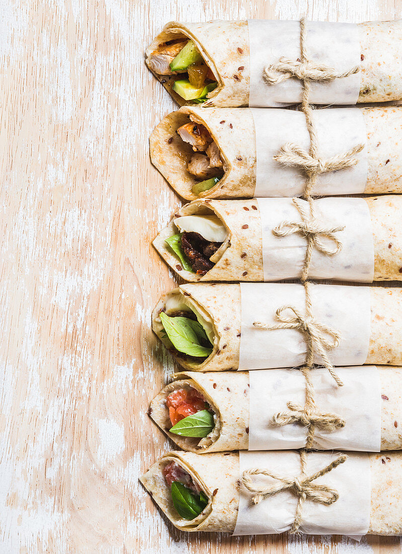 Tortilla-Wraps mit verschiedenen Füllungen