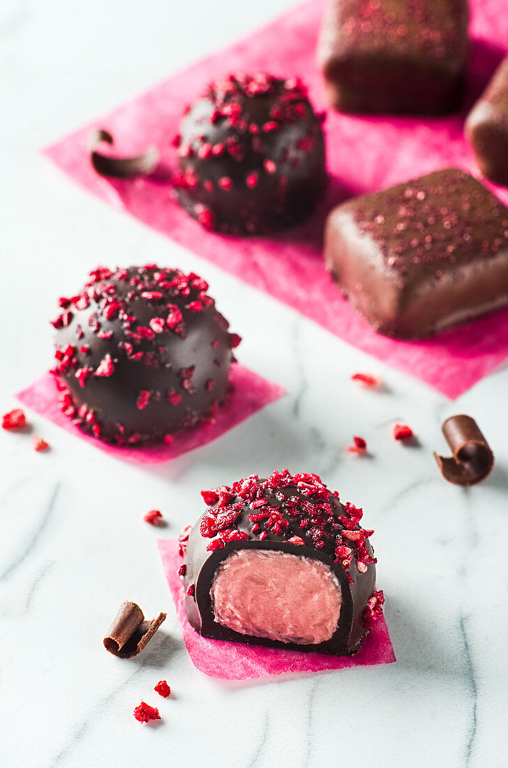 Raspberry and chocolate pralines