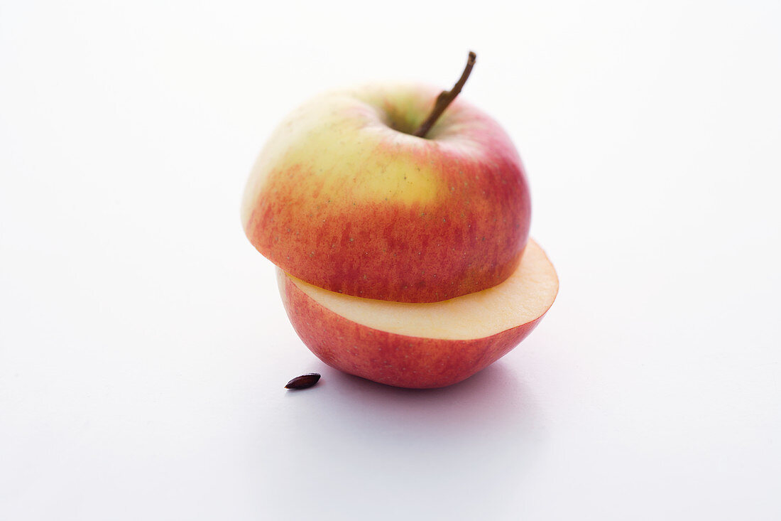 An Ariwa apple, halved