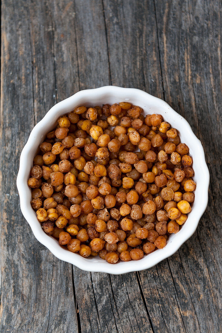 Spicy, oven-roasted chickpeas