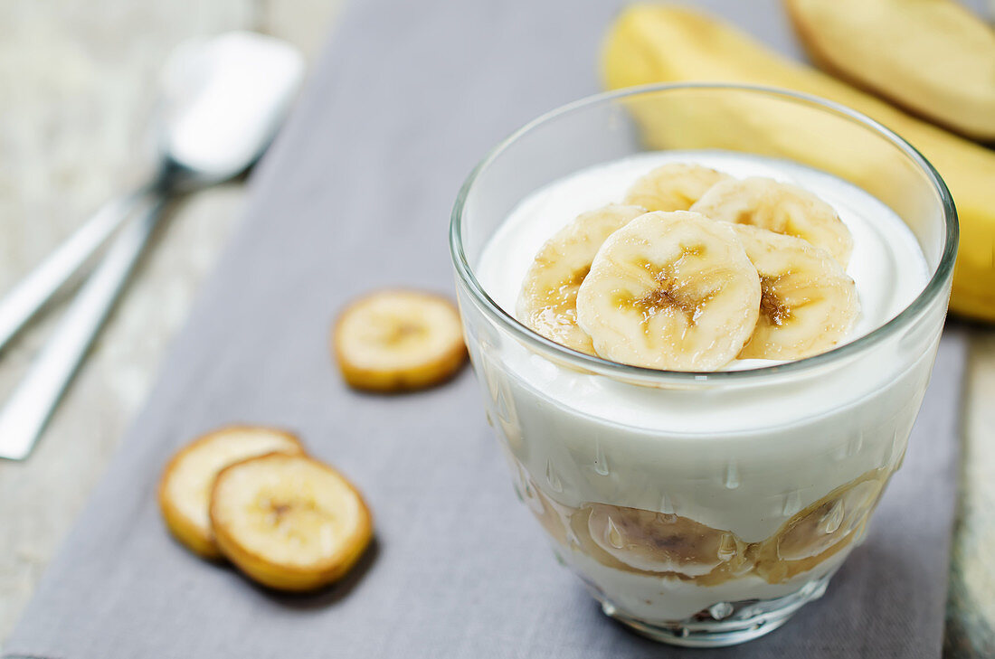 Banana yoghurt dessert in a glass