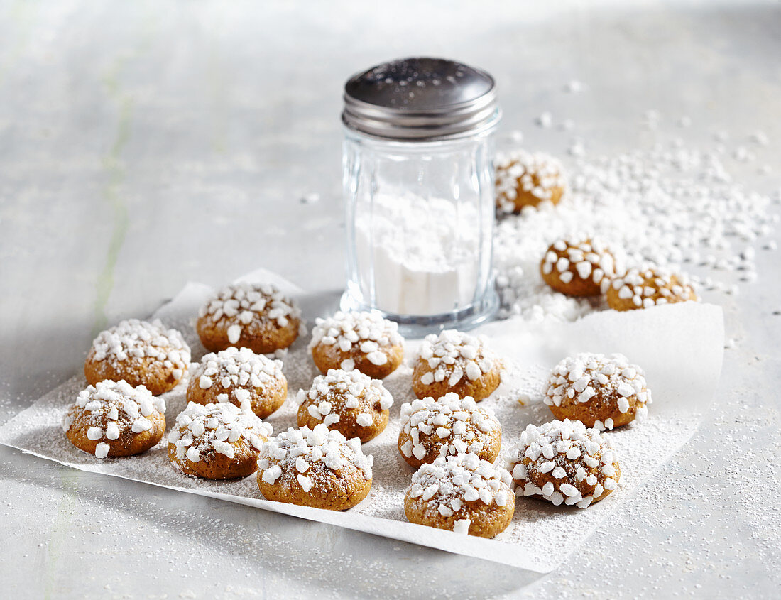 Pflastersteine (Weihnachtsplätzchen mit Hagelzucker)