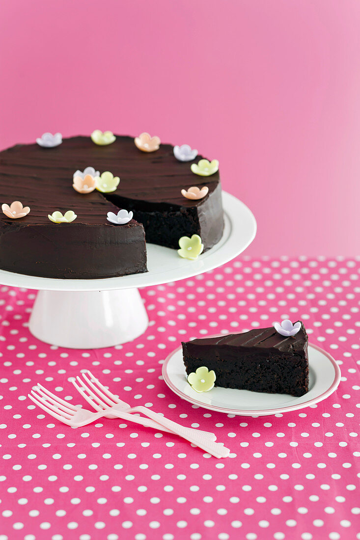 Gluten-free Moist Flourless Choc-Nut Cake