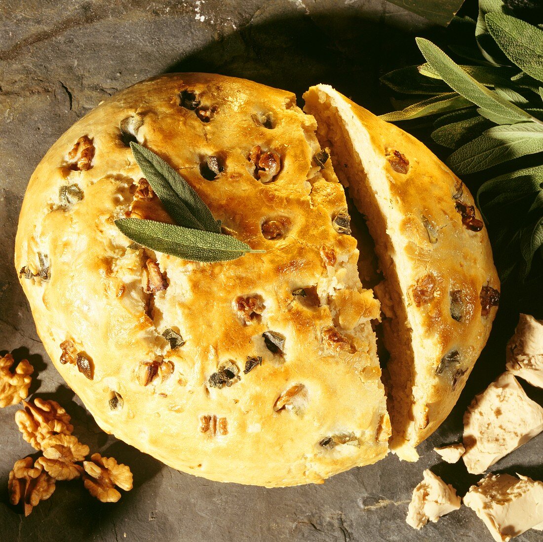 Light Tuscan bread with olives and walnuts