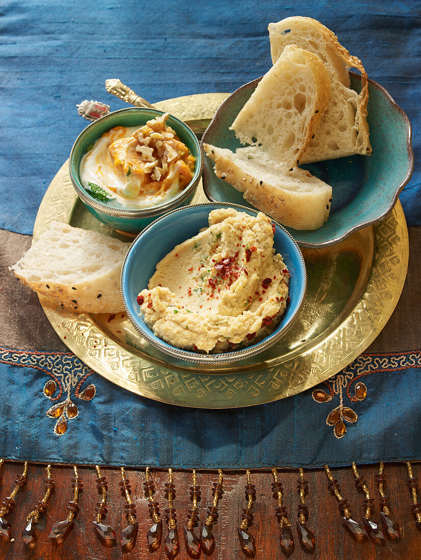 Hummus and yogurt carrot dips