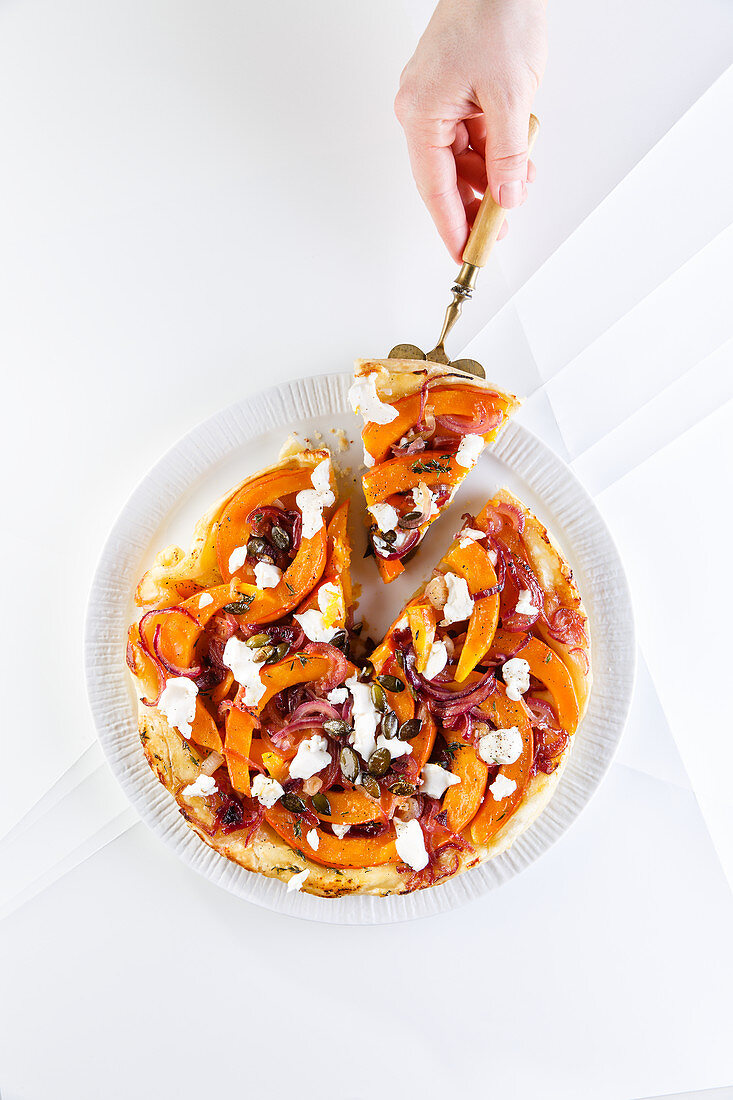 Pumpkin tart tatin with goat's cheese