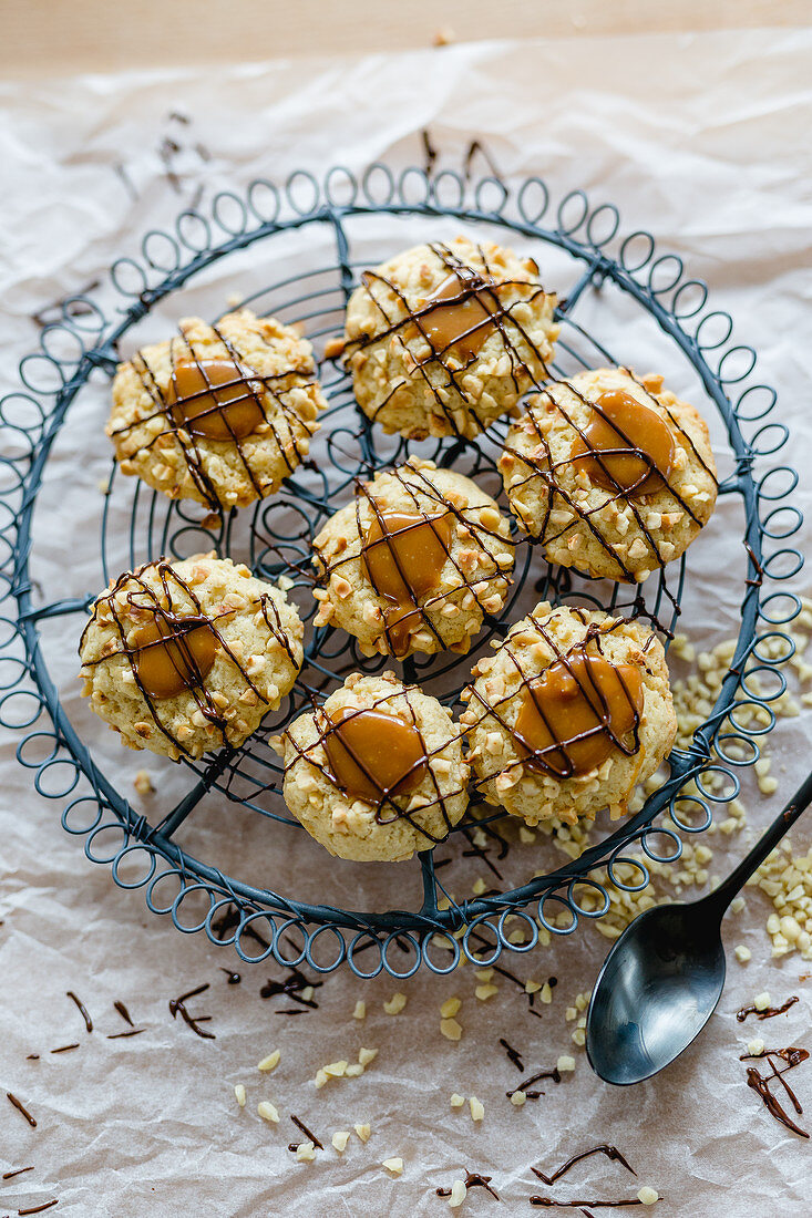 Christmas cookies with caramel and almonds