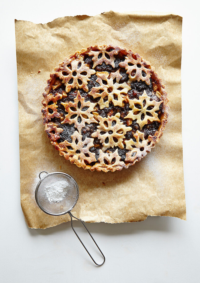 Mincemeat Tart with Snowflake Pastry Decoration