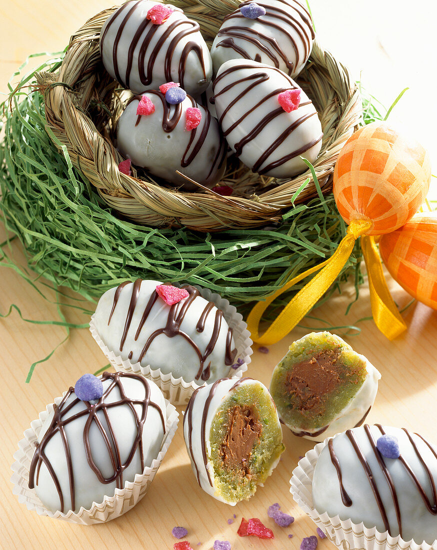 Pistachio and marzipan eggs filled with nougat for Easter