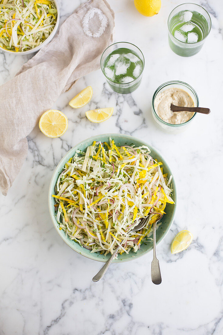 Coleslaw mit Zitronendressing