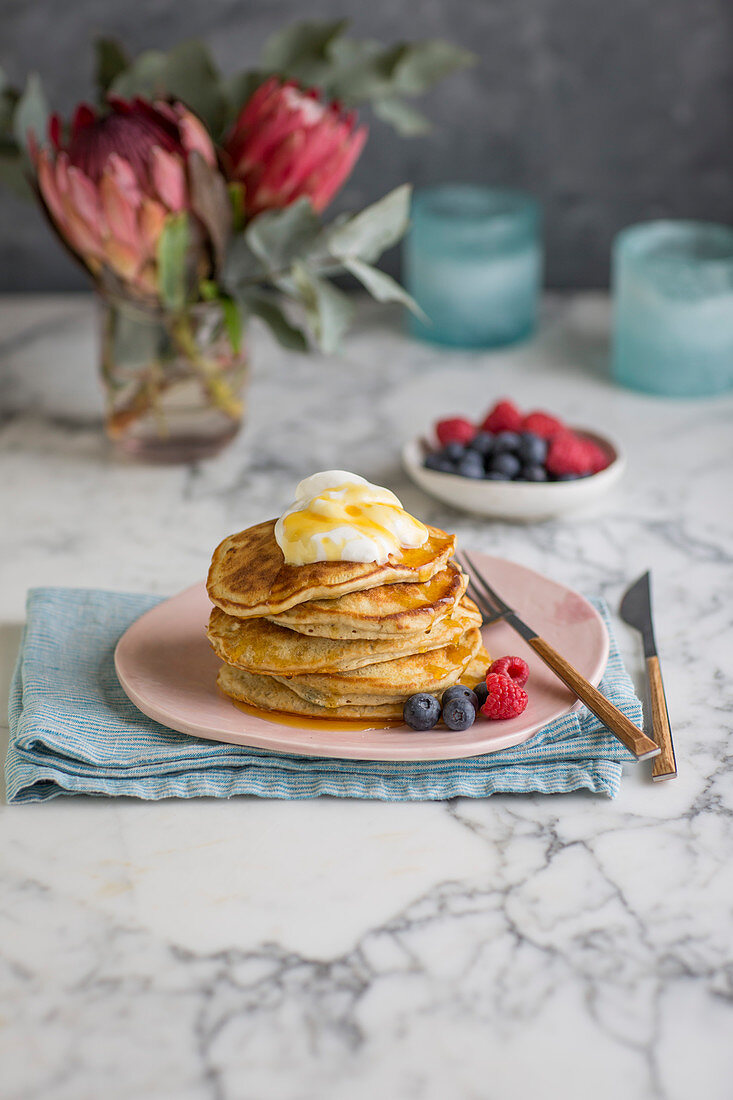 Pancakes mit Beeren