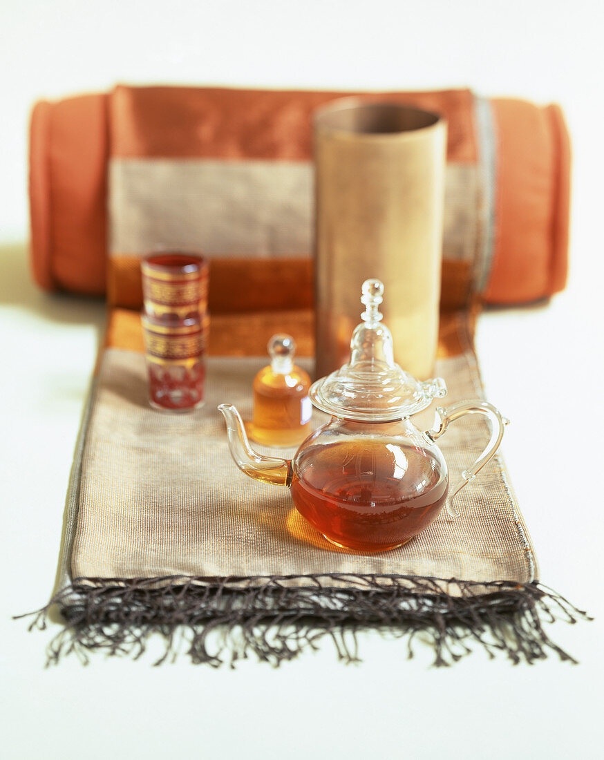 Oriental tea setting