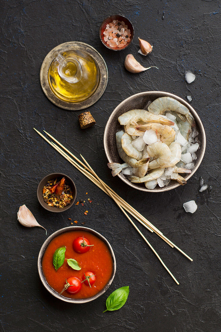 Ingredients for grilled shrimp and tomato skewers