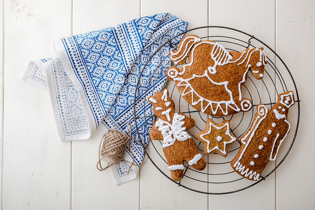 Chrismas gingerbread: Krampus, a rocking horse, Santa Claus and a star