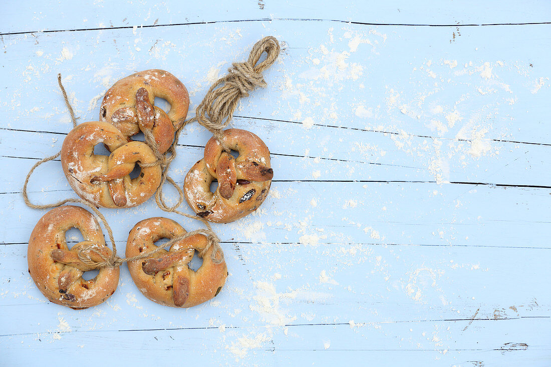 Bavaria meets Italy – focaccia pretzels