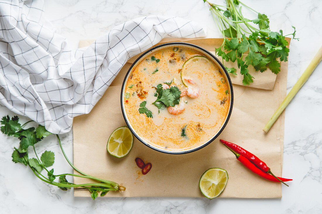 Tom Yum Suppe mit Garnelen (Thailand)