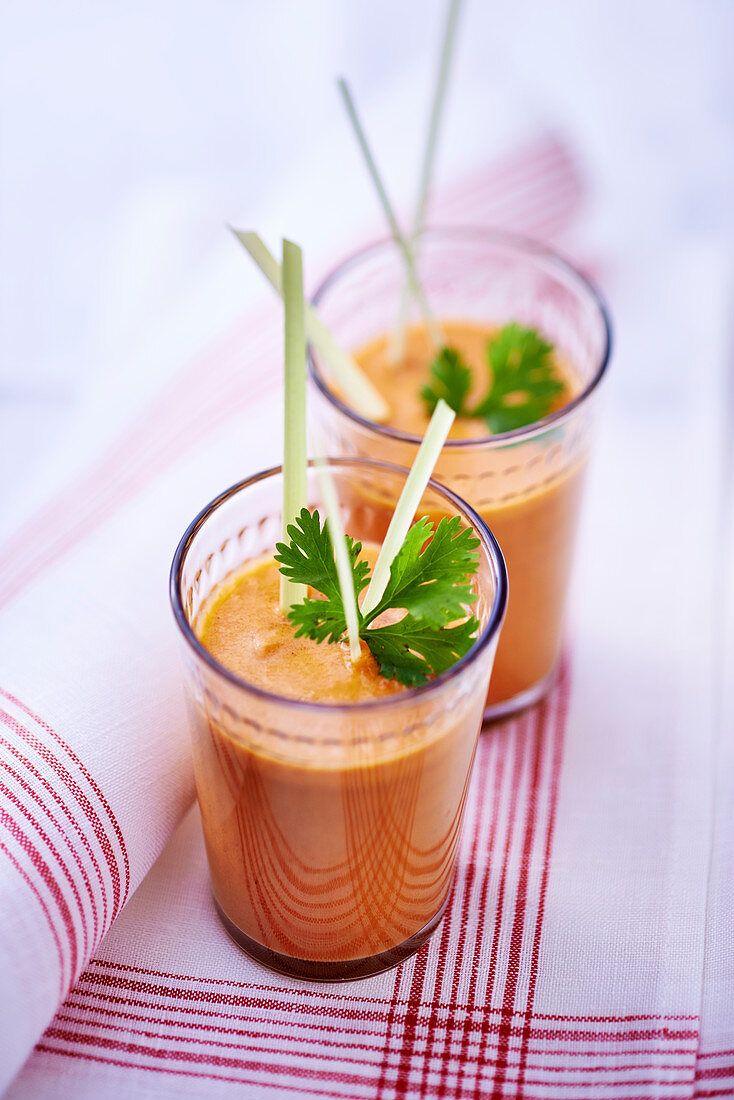 Ratatouille smoothies with parsley