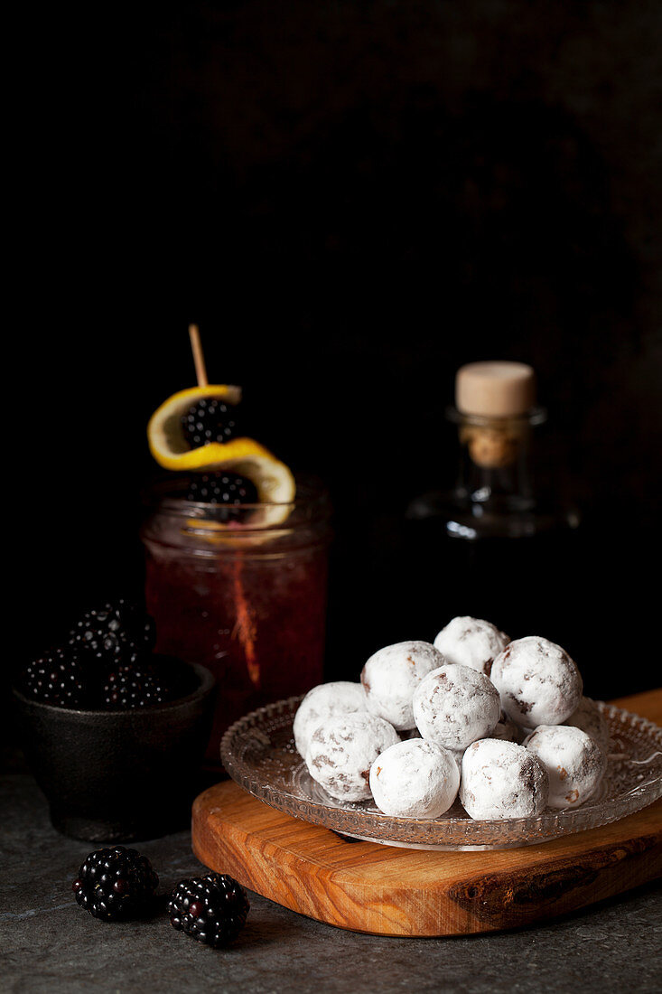 Bramble Cocktail Truffles with Gin and Blackberry Flavours