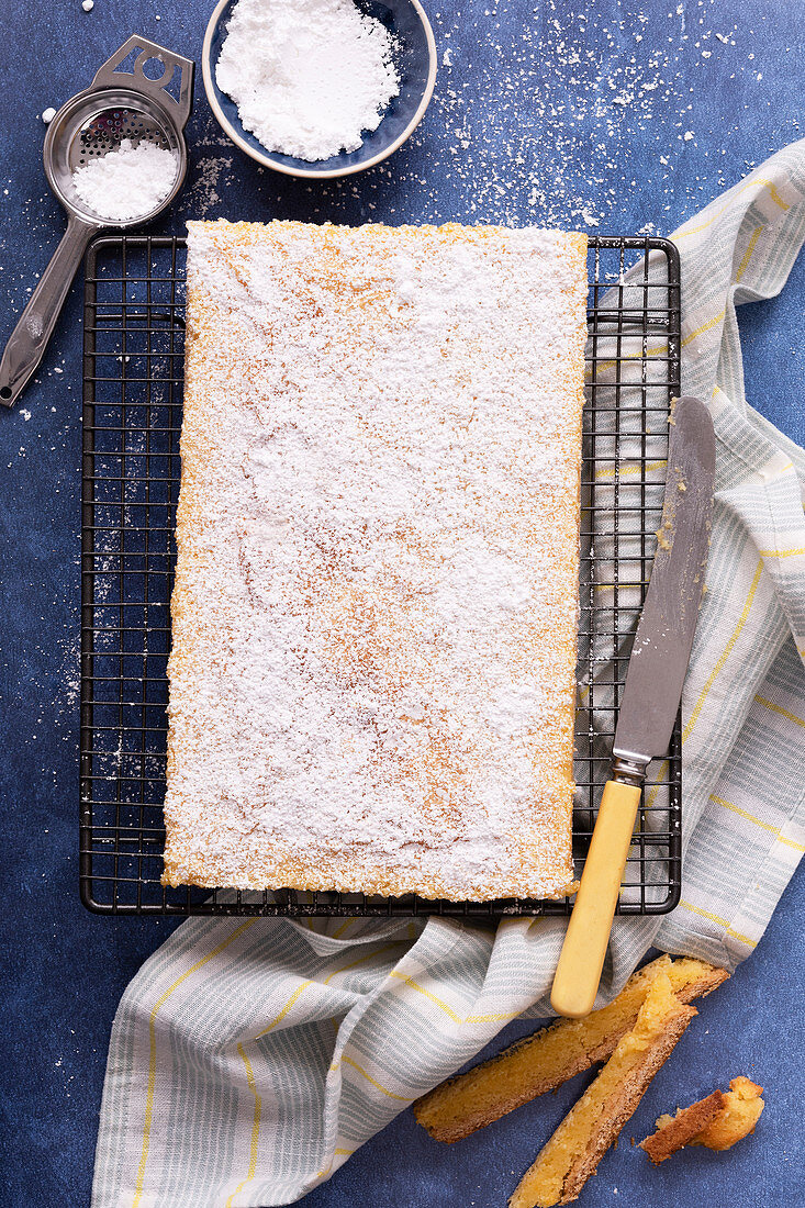 Lemon cake covered in icing powder