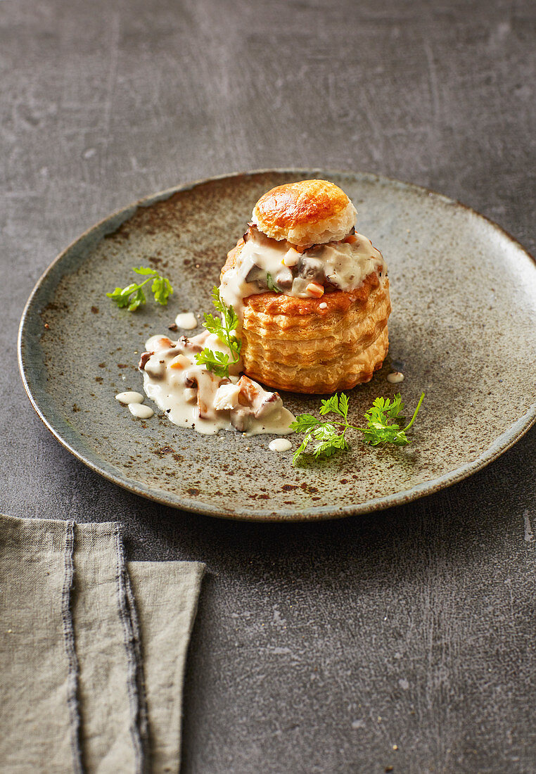 Ragout fin made from black-feathered chicken