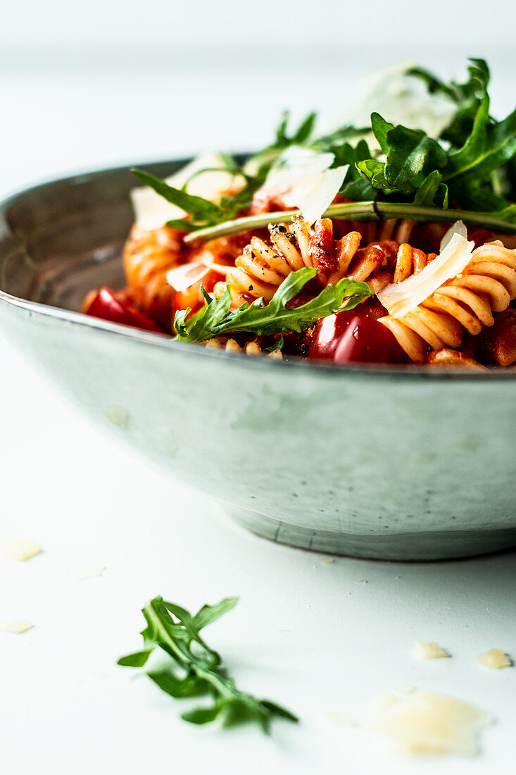 Pasta mit Tomaten-Sahne-Sauce