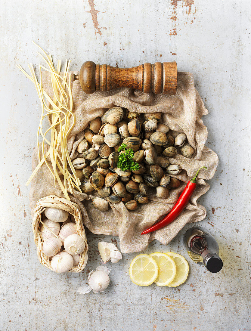 Ingredients for Spaghetti vongole