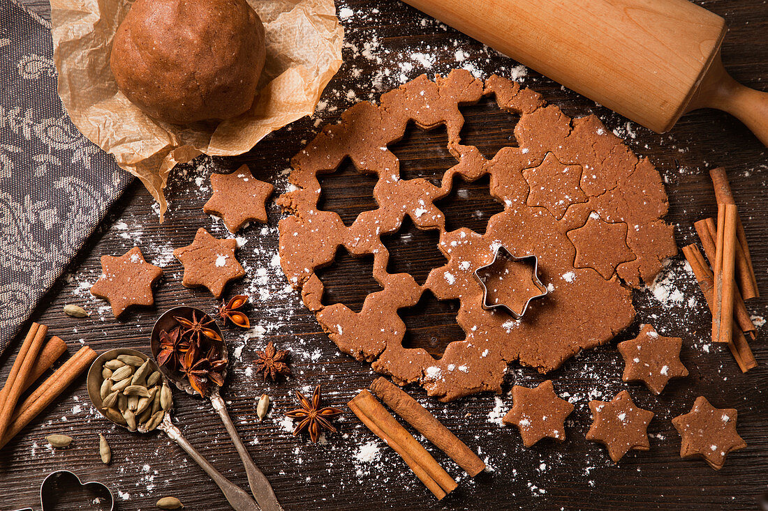 Gingerbread, cutters and some ingredients