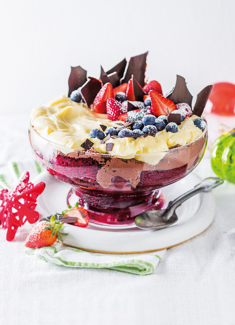 Red Velvet Trifle für Weihnachten